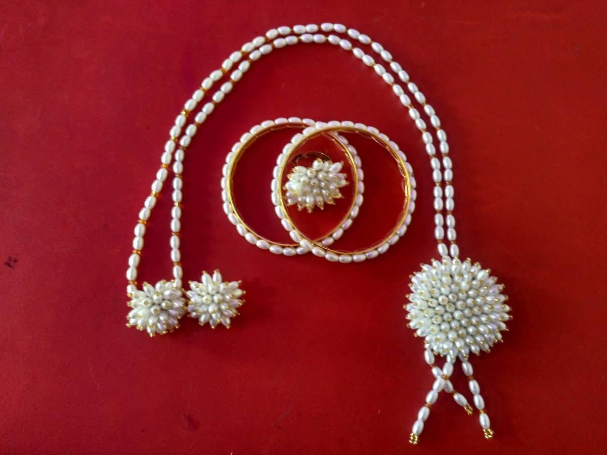Jewellery (2)